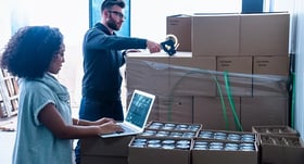 Distribuzione - Distribution image of sealing boxes in warehouse