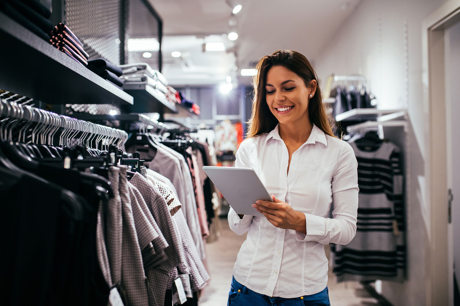 Retail omnicanal  cinq étapes pour le reussir - Stibo Systems