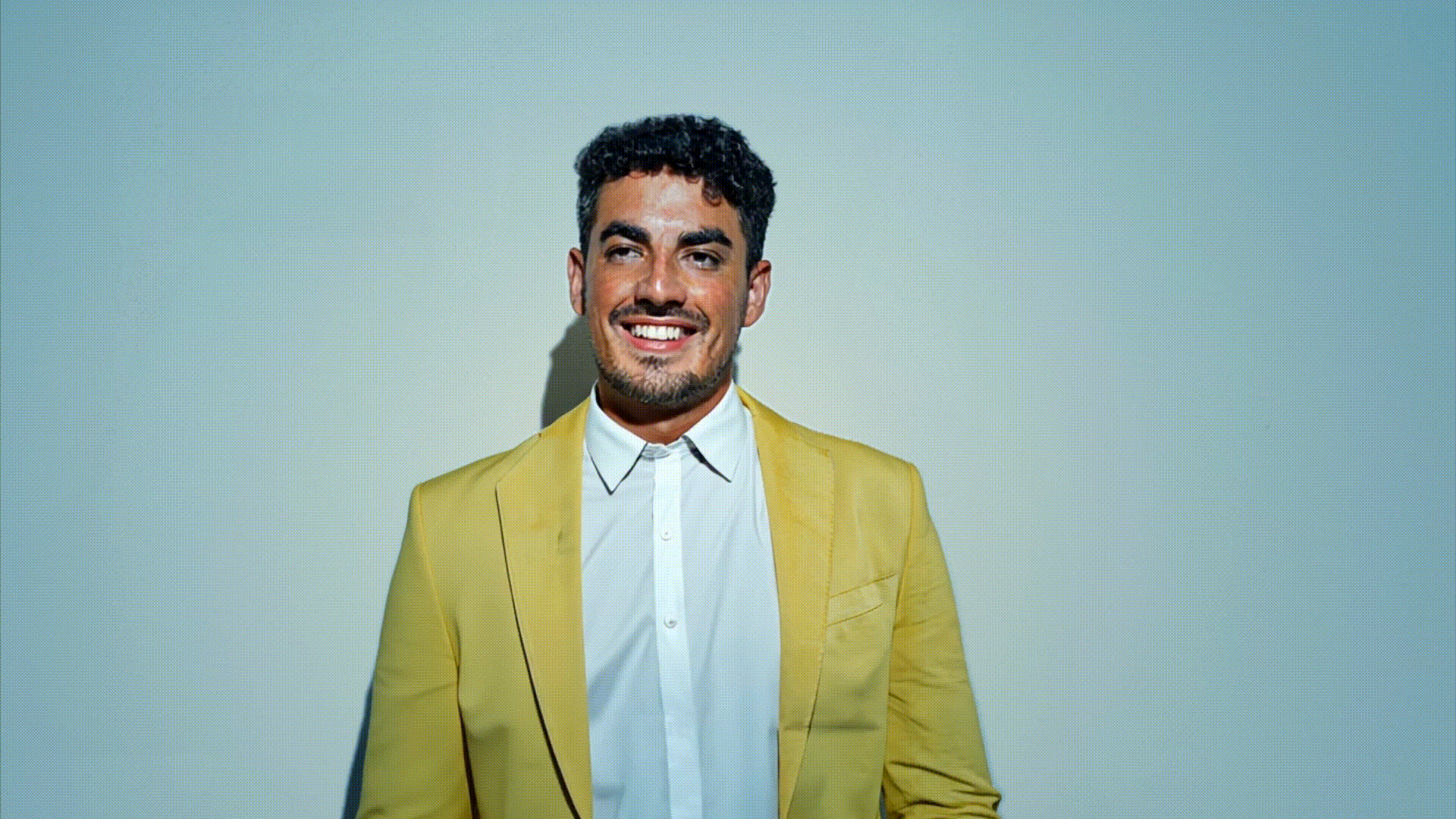 Touching and scrolling loop (Headline)